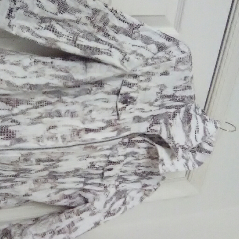 EPC Chico's Size 1 Ladies Jacket